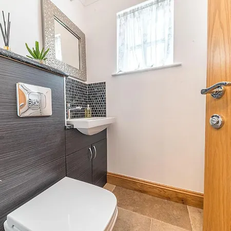 Springbank Cottage, Luxury District In Prázdninový dům *