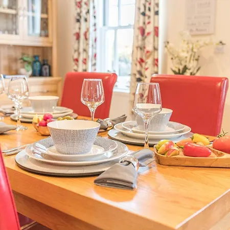 Springbank Cottage, Luxury District In Holiday home *