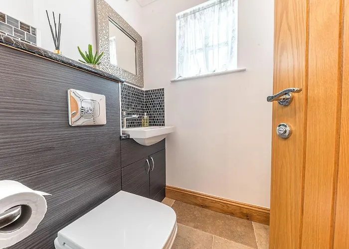 Springbank Cottage, Luxury District In 度假居 *