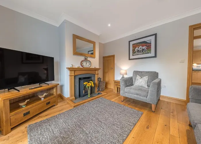 Springbank Cottage, Luxury District In *