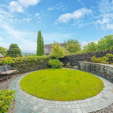 Springbank Cottage, Luxury District In